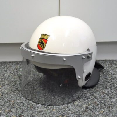 helm der stadtpolizei bern für den ordnungsdienst