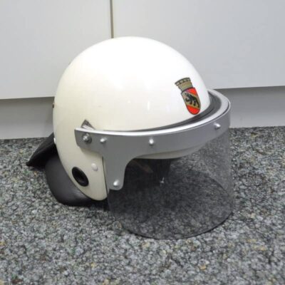 helm der stadtpolizei bern für den ordnungsdienst