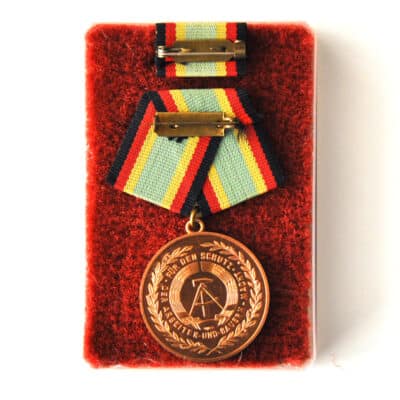 Auszeichnung Medaille für treue Dienste in der NVA Bronze