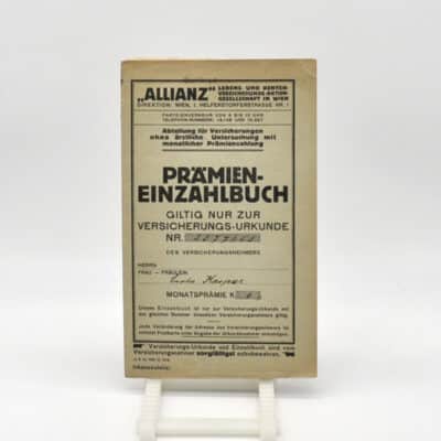 Altes Prämienbuch der Allianz-Versicherung