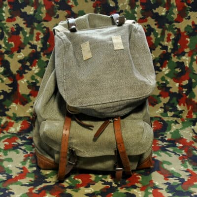 Rucksack mit Lederboden der Schweizer Armee