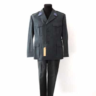 Uniform Schweizer Armee Ord. 49 Sanität Spez AC Of