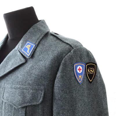 Uniform Schweizer Armee Ord. 49 Sanität Spez AC Of