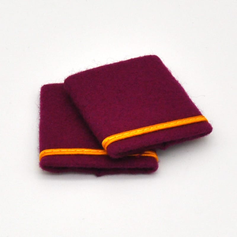 Achselschlaufen Leutnant Logistiktruppen | Fabulafero - Antiquitäten und Einzigartiges Achselschlaufen Leutnant Logistiktruppen