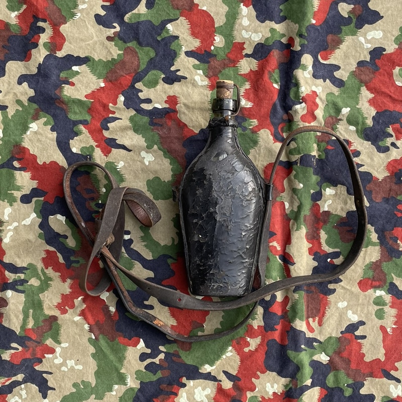 Feldflasche Ord. 1852 | Fabulafero - Antiquitäten und Einzigartiges Feldflasche Ord. 1852