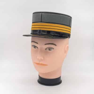 Offiziersmütze Oberst Ord. 1949 | Fabulafero - Antiquitäten und Einzigartiges Offiziersmütze Oberst Ord. 1949