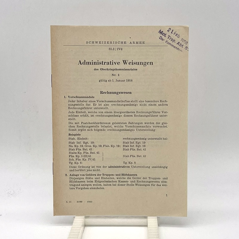 Broschur Administrative Weisungen 1957 | Fabulafero - Antiquitäten und Einzigartiges Broschur Administrative Weisungen 1957