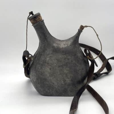 Französische Labeflasche aus dem Ersten Weltkrieg