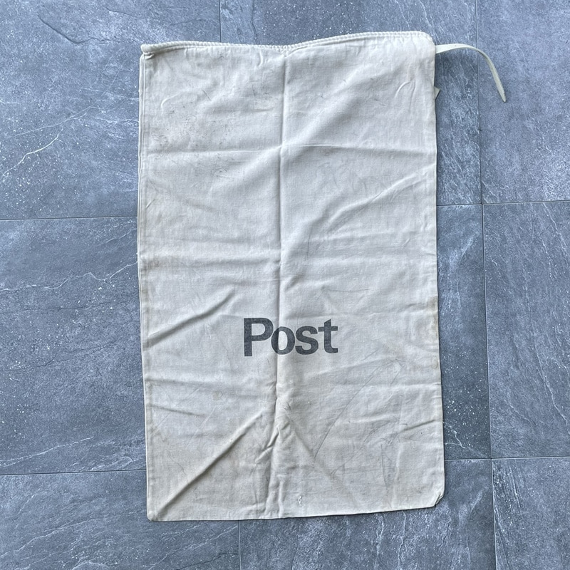 Alter Postsack aus Leinen | Fabulafero - Antiquitäten und Einzigartiges Alter Postsack aus Leinen